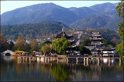 如何查詢鎮賚到白城的火車時刻？一文告訴你